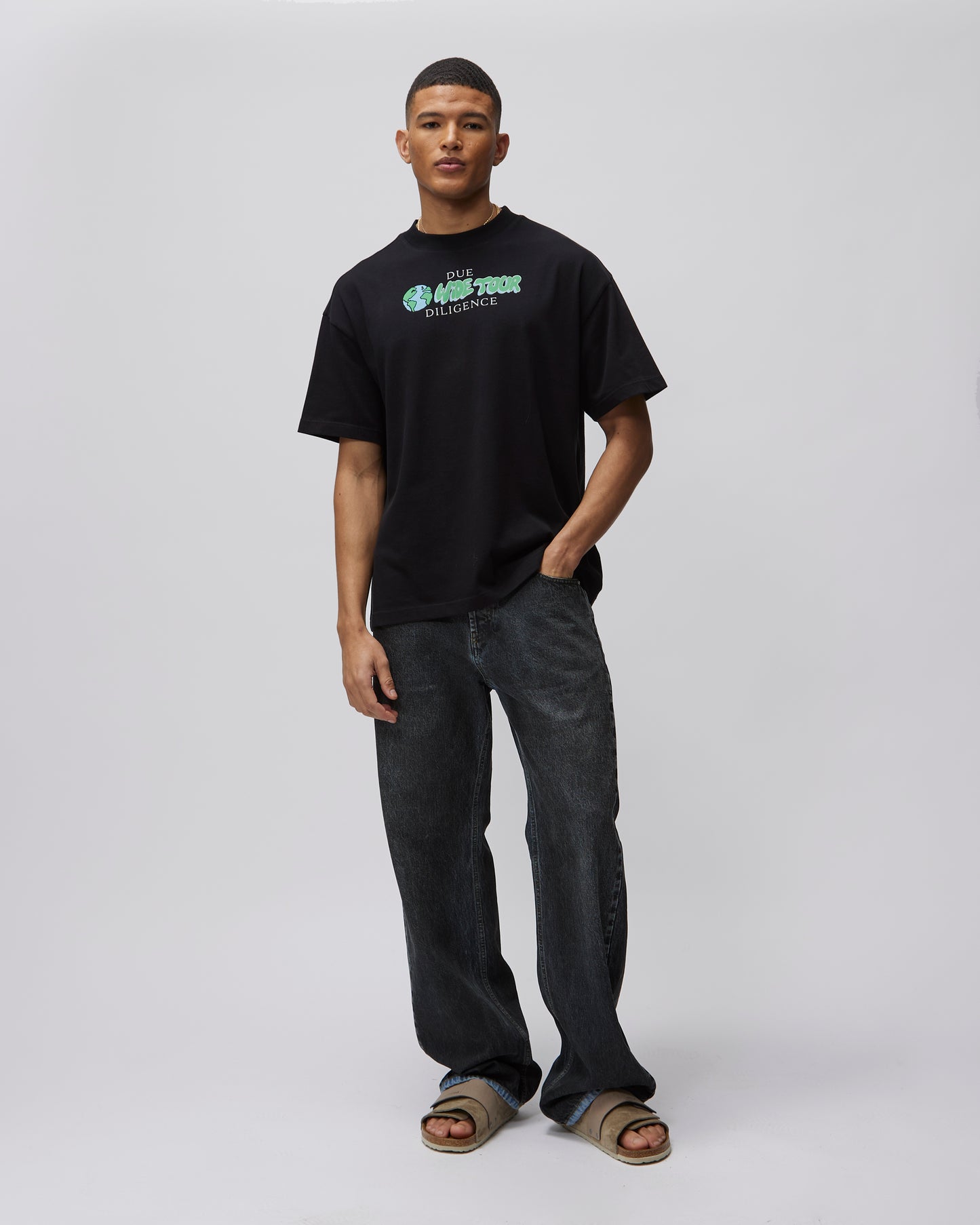 T-SHIRT WITH WORLD TOUR PRINT - Due Diligence Apparel