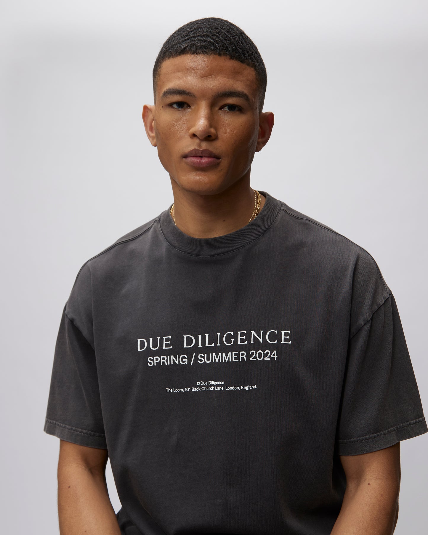 T-SHIRT WITH SPRING SUMMER PRINT - Due Diligence Apparel